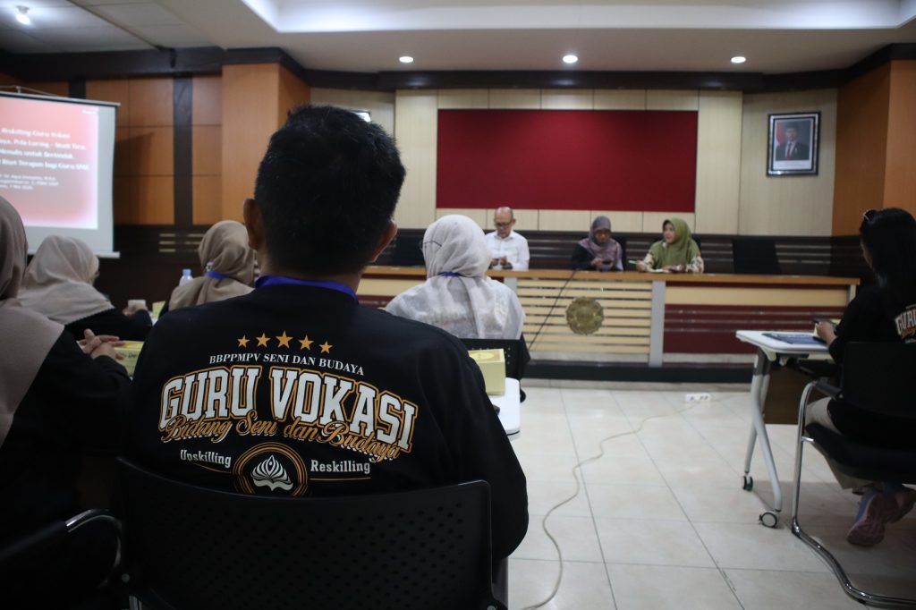 PSKK UGM Dorong Peningkatan Kapasitas Guru Vokasi Kemendikdasmen